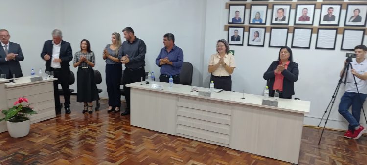 ANIVERSÁRIO DO MUNICÍPIO: Câmara realiza Sessão Solene em homenagem aos 37 anos!
